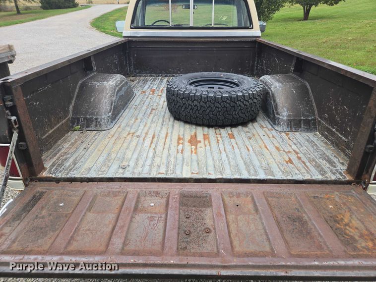 image for item EV5450 1987 Chevrolet K10 pickup truck