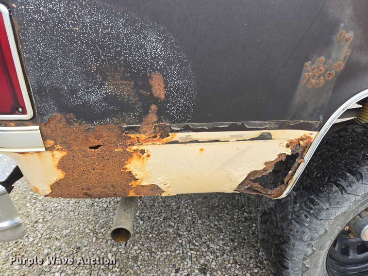 image for item EV5450 1987 Chevrolet K10 pickup truck