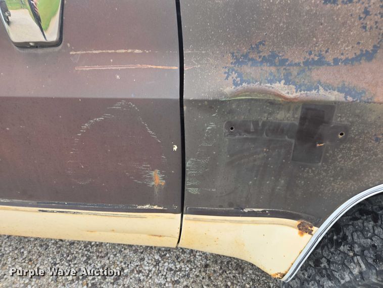 image for item EV5450 1987 Chevrolet K10 pickup truck