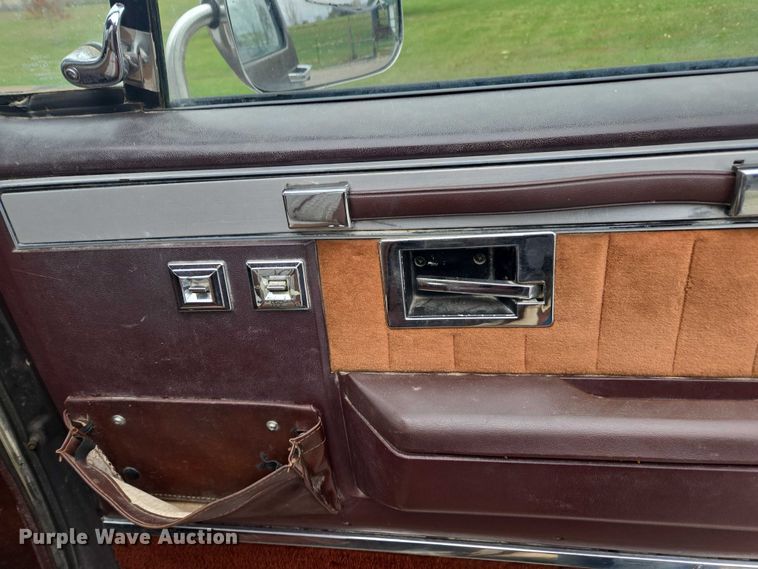 image for item EV5450 1987 Chevrolet K10 pickup truck