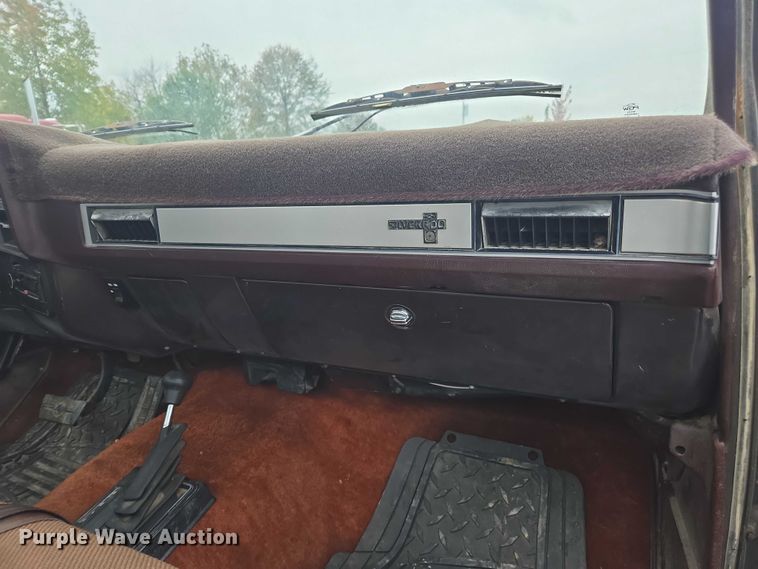 image for item EV5450 1987 Chevrolet K10 pickup truck