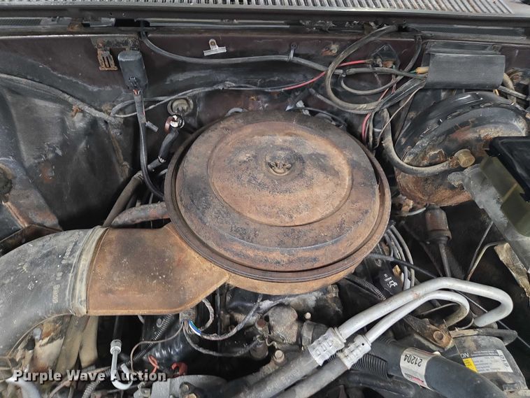 image for item EV5450 1987 Chevrolet K10 pickup truck