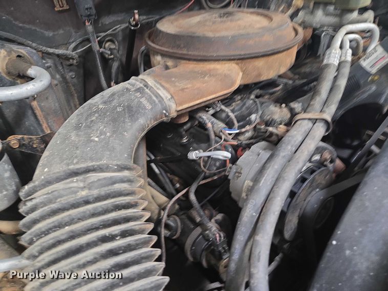 image for item EV5450 1987 Chevrolet K10 pickup truck