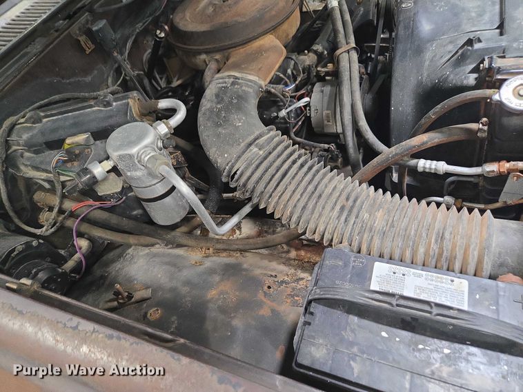 image for item EV5450 1987 Chevrolet K10 pickup truck