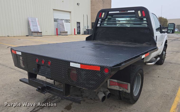 image for item EV5454 2011 Ford F350 flatbed pickup truck