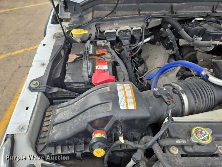 image for item EV5454 2011 Ford F350 flatbed pickup truck