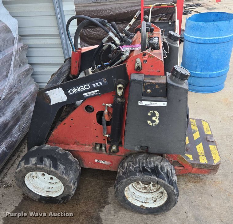 image for item EV5455 Toro Dingo 323 compact utility loader
