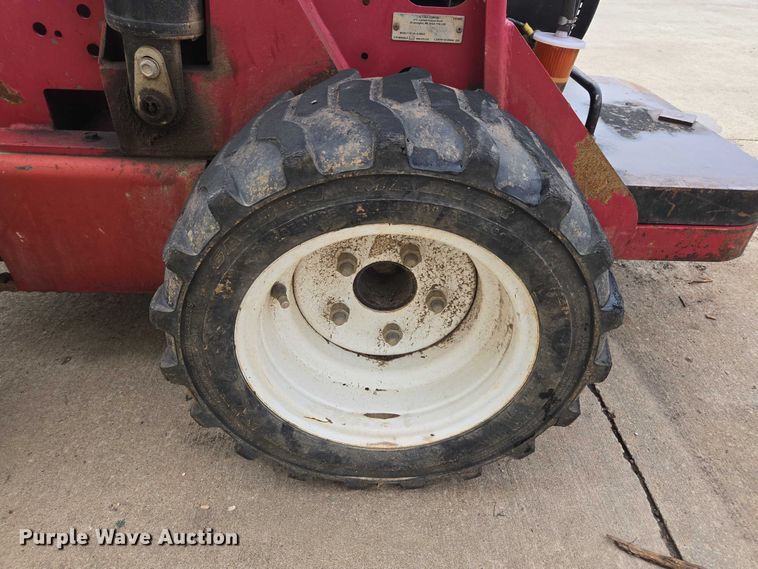 image for item EV5456 Toro Dingo 220 compact utility loader