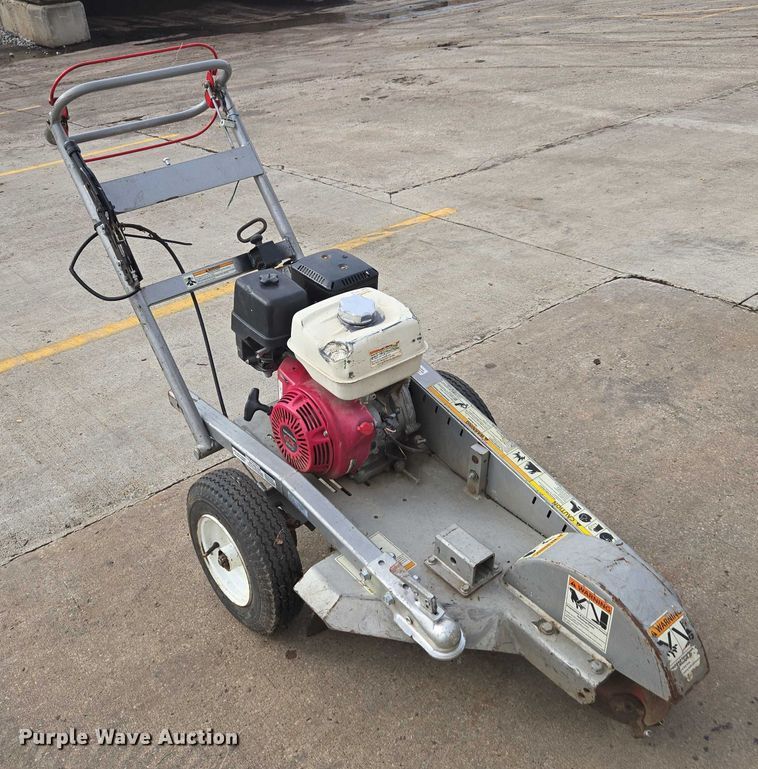 image for item EV5457 2013 Dosko stump grinder