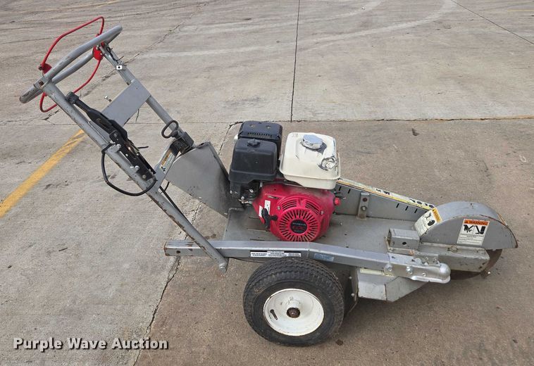 image for item EV5457 2013 Dosko stump grinder