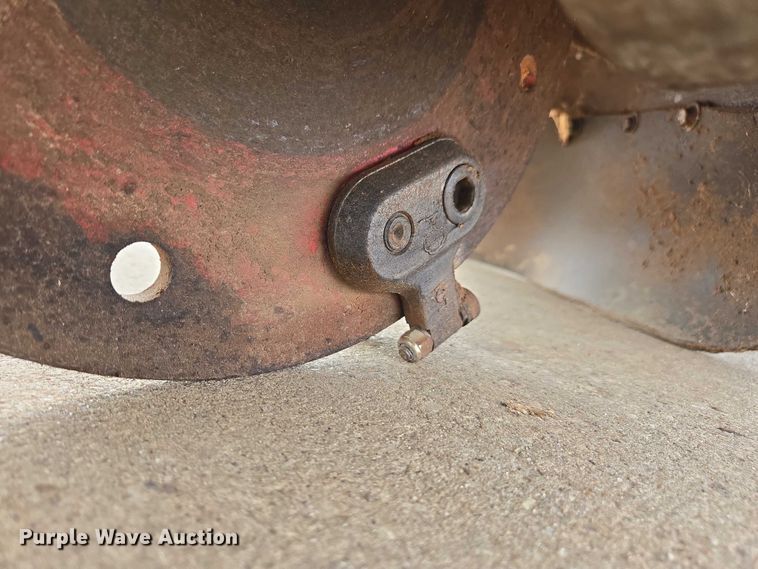 image for item EV5457 2013 Dosko stump grinder