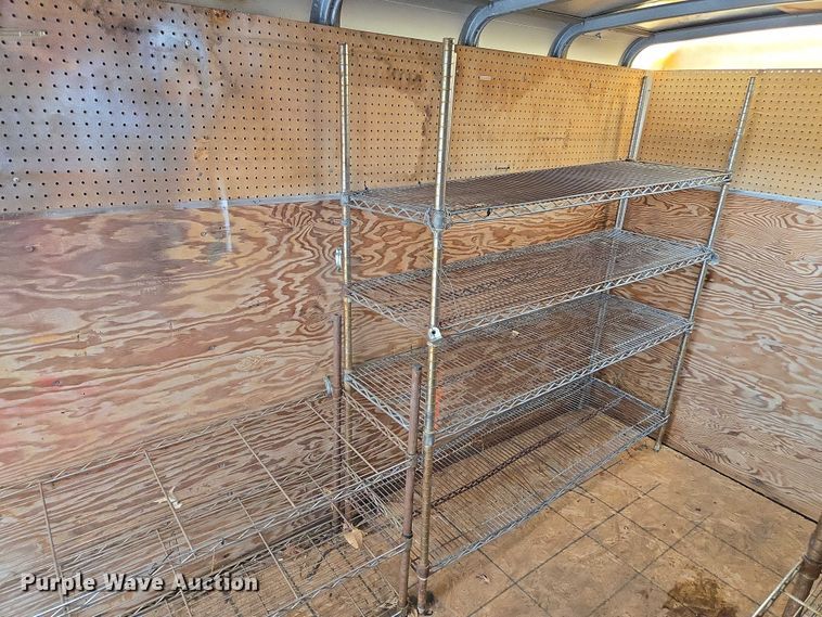 image for item EV5458 1999 Well enclosed trailer enclosed cargo trailer