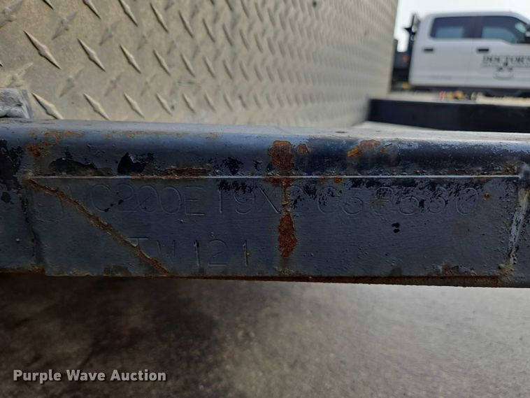 image for item EV5458 1999 Well enclosed trailer enclosed cargo trailer