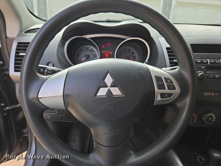 image for item EV5460 2007 Mitsubishi Outlander SUV