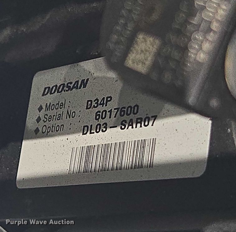 image for item EV5468 Doosan D34P engine