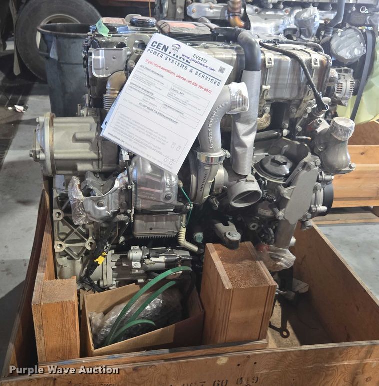 image for item EV5472 Mercedes Benz OM936LA engine