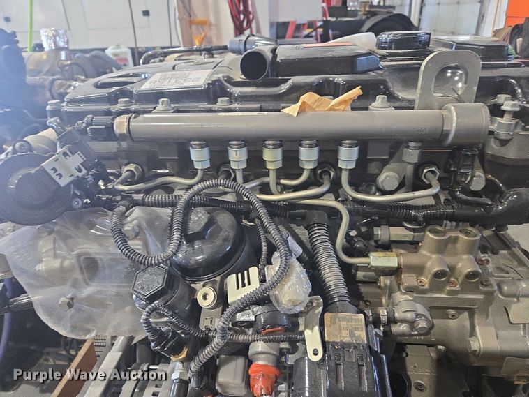 image for item EV5472 Mercedes Benz OM936LA engine