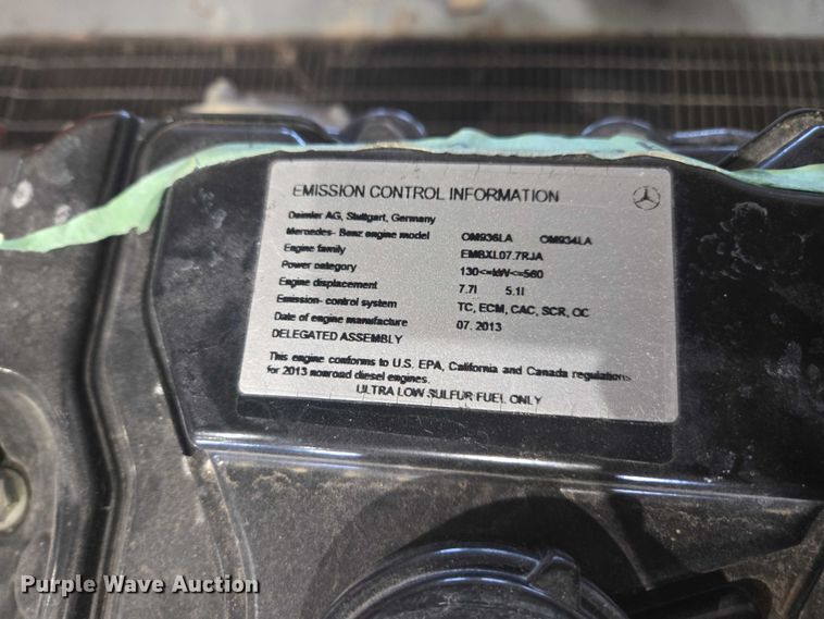 image for item EV5472 Mercedes Benz OM936LA engine