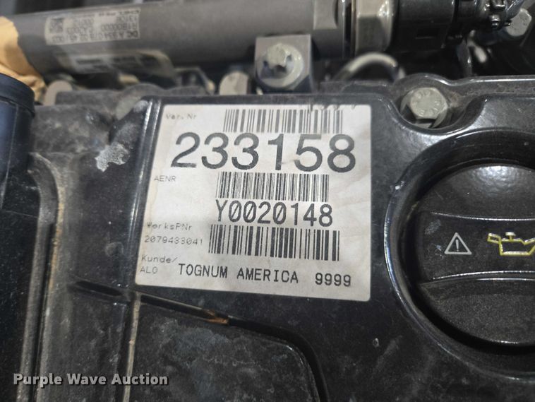 image for item EV5472 Mercedes Benz OM936LA engine
