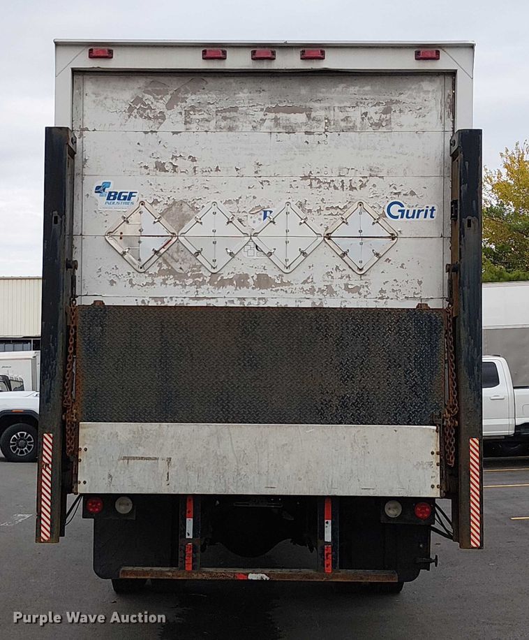 image for item FB4493 2004 Freightliner Business Class M2 box truck