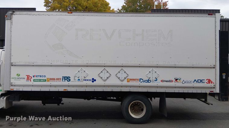 image for item FB4493 2004 Freightliner Business Class M2 box truck