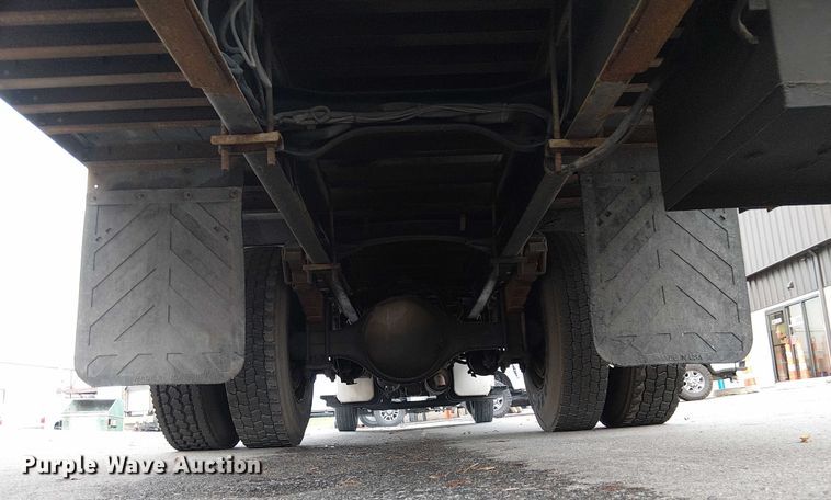 image for item FB4493 2004 Freightliner Business Class M2 box truck