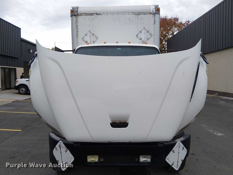 image for item FB4493 2004 Freightliner Business Class M2 box truck