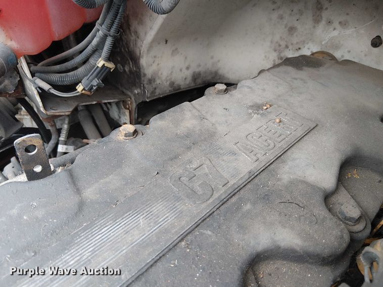 image for item FB4493 2004 Freightliner Business Class M2 box truck