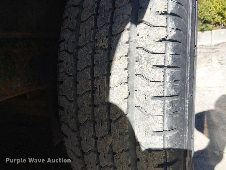 image for item FB4509 2005 Doo-Little enclosed cargo trailer