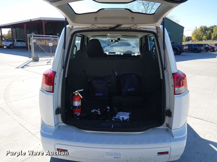 image for item FB4510 2016 Am General MV-1 van