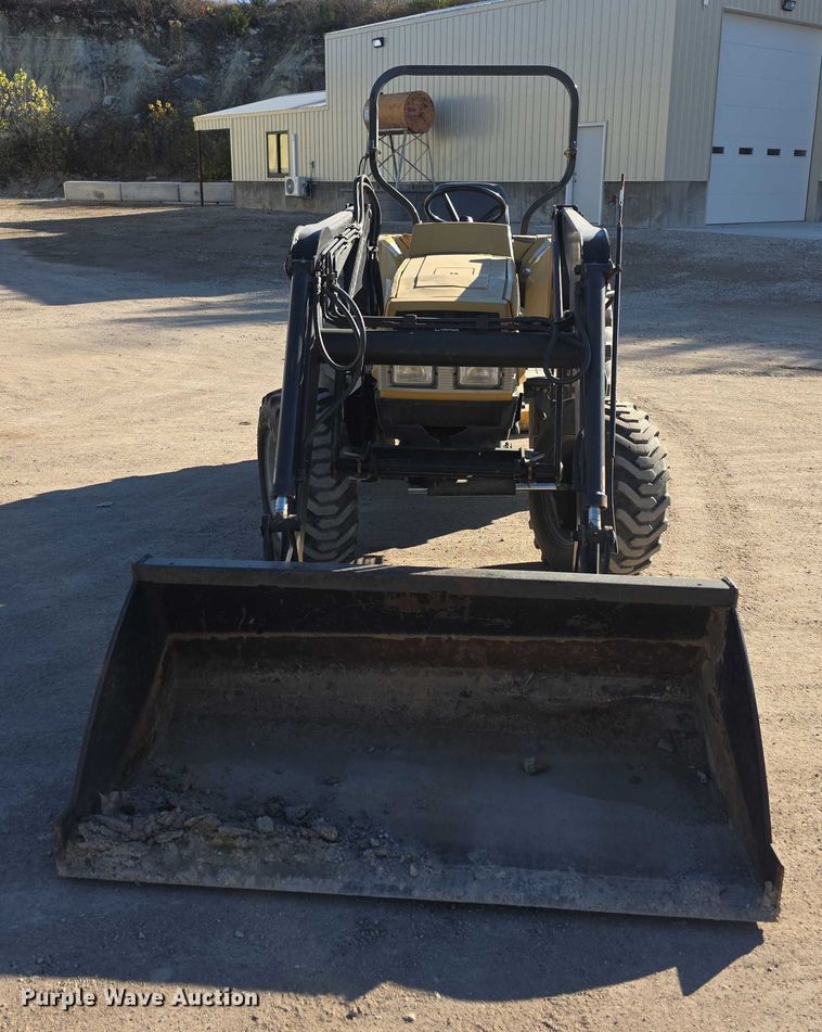 image for item FI0602 2002 Challenger MT265 MFWD tractor