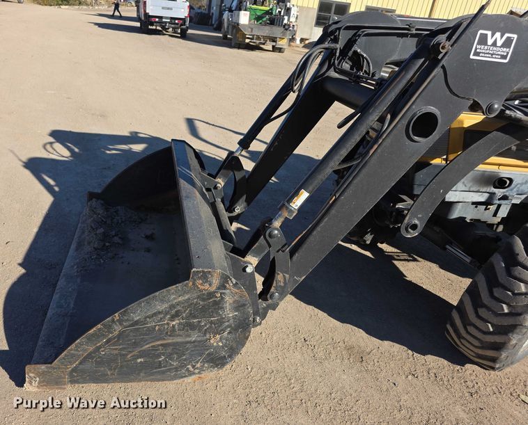 image for item FI0602 2002 Challenger MT265 MFWD tractor