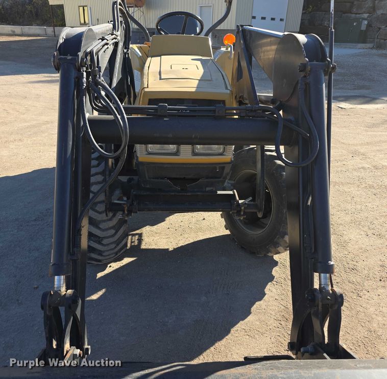 image for item FI0602 2002 Challenger MT265 MFWD tractor