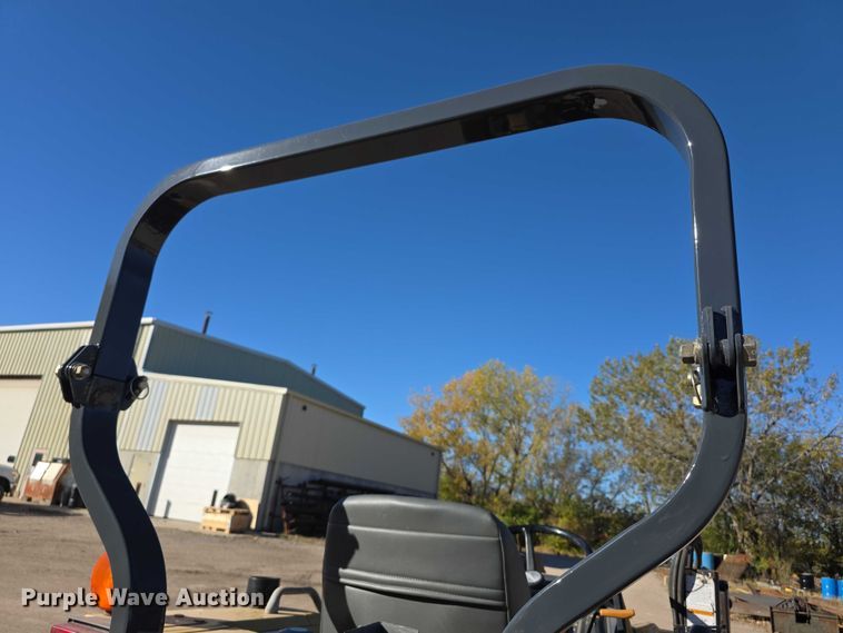 image for item FI0602 2002 Challenger MT265 MFWD tractor