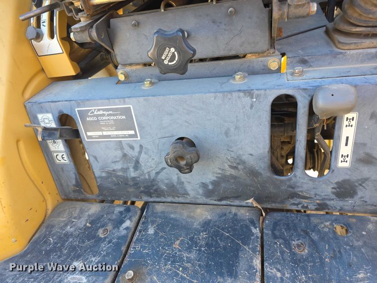 image for item FI0602 2002 Challenger MT265 MFWD tractor