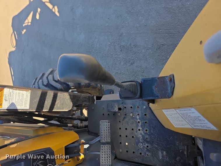 image for item FI0602 2002 Challenger MT265 MFWD tractor