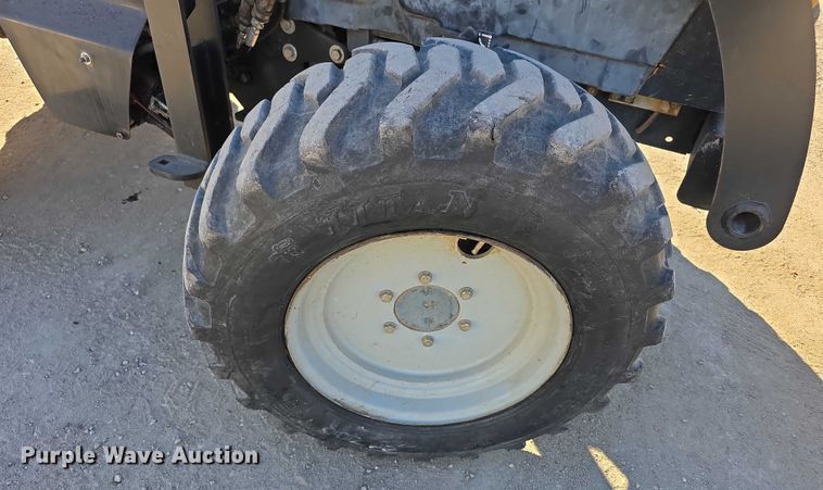 image for item FI0602 2002 Challenger MT265 MFWD tractor