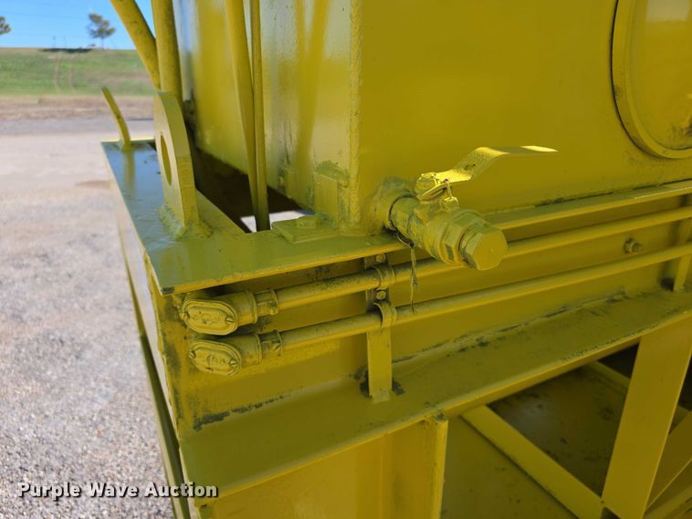 image for item FI0606 Selco HSO-107-A horizontal cardboard baler