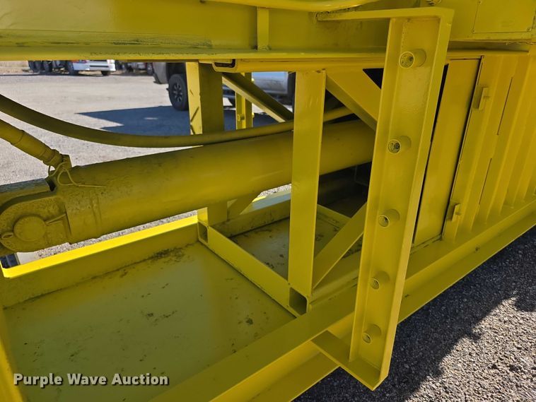 image for item FI0606 Selco HSO-107-A horizontal cardboard baler