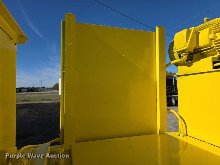 image for item FI0606 Selco HSO-107-A horizontal cardboard baler