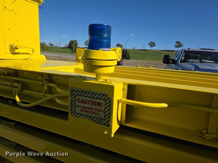 image for item FI0606 Selco HSO-107-A horizontal cardboard baler