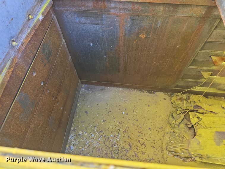 image for item FI0606 Selco HSO-107-A horizontal cardboard baler