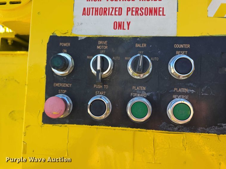 image for item FI0606 Selco HSO-107-A horizontal cardboard baler