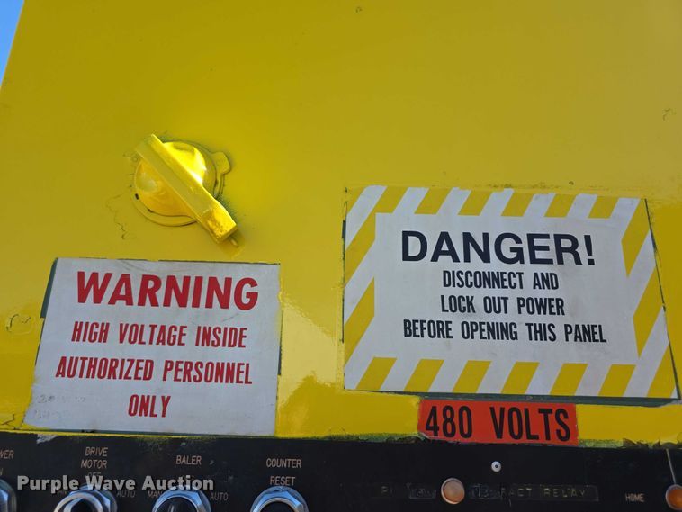 image for item FI0606 Selco HSO-107-A horizontal cardboard baler