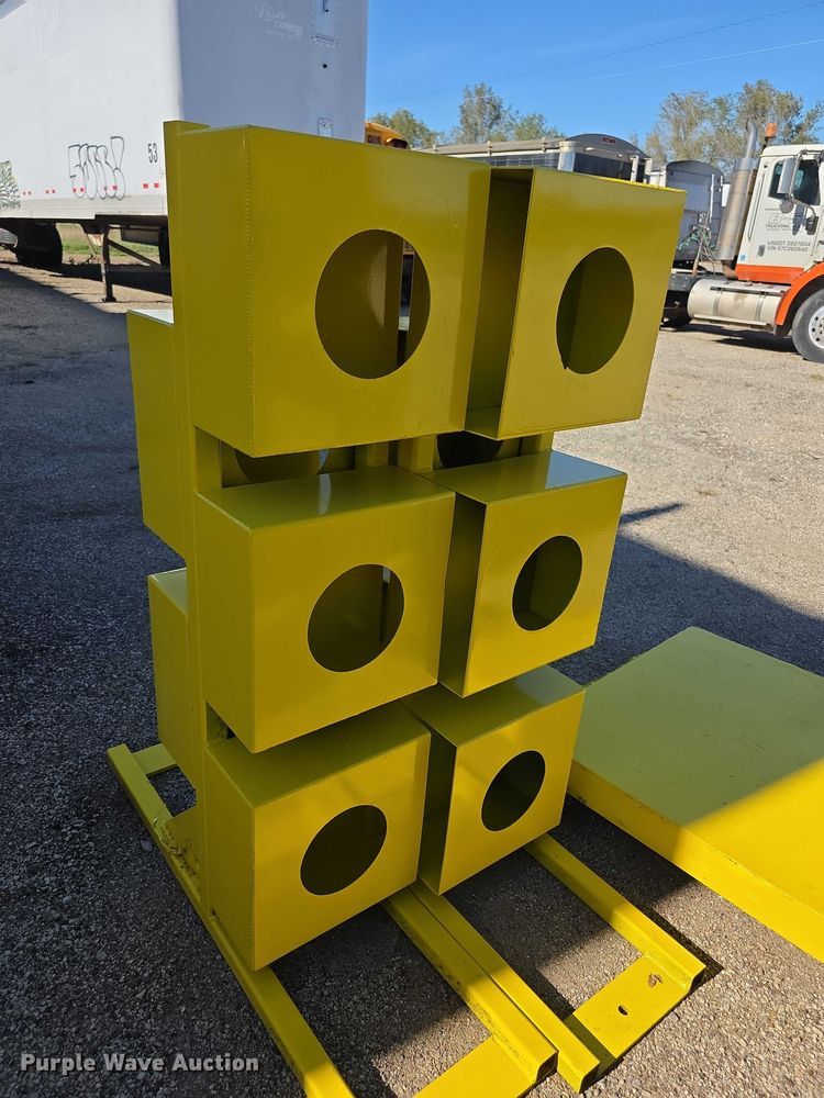 image for item FI0606 Selco HSO-107-A horizontal cardboard baler