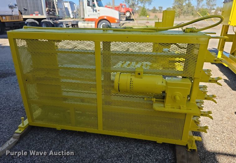 image for item FI0606 Selco HSO-107-A horizontal cardboard baler