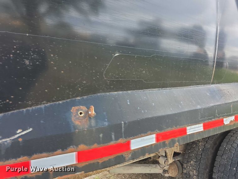 image for item FI0607 2008 International 7400 refuse truck