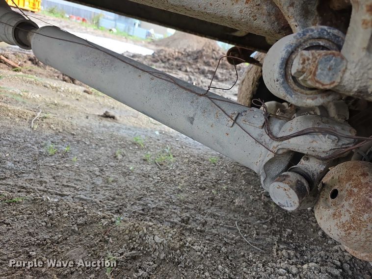 image for item FI0607 2008 International 7400 refuse truck