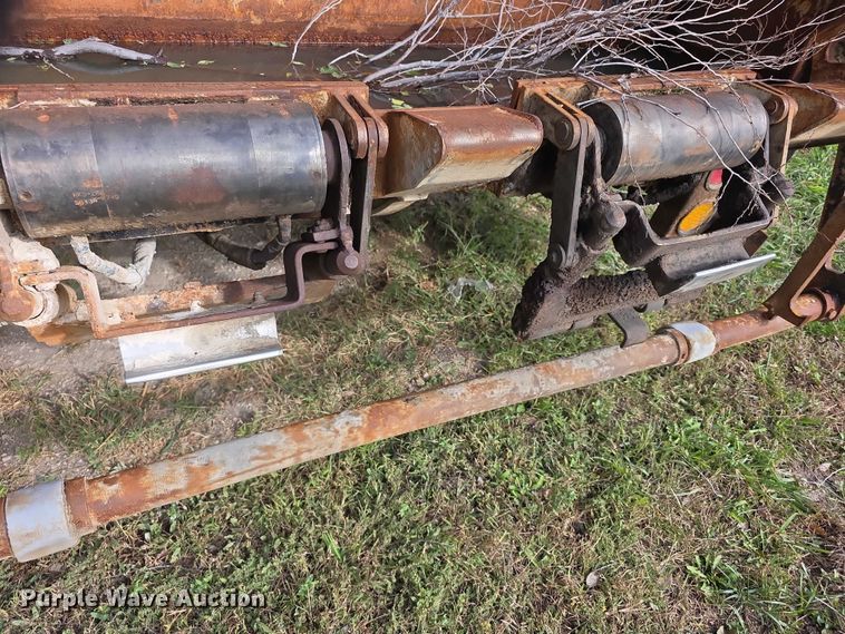 image for item FI0607 2008 International 7400 refuse truck