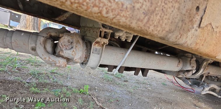 image for item FI0607 2008 International 7400 refuse truck